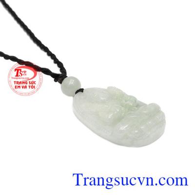 Sản phẩm chạm khắc theo phật Hư không tạng bồ tát, tượng trung cho sự thành thật và giàu có.