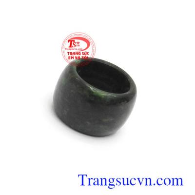 Mặt lu thống ngọc cẩm thạch chiêu tài mang hình tượng của chiếc lu, điều hòa và cân bằng năng lượng xung quanh con người