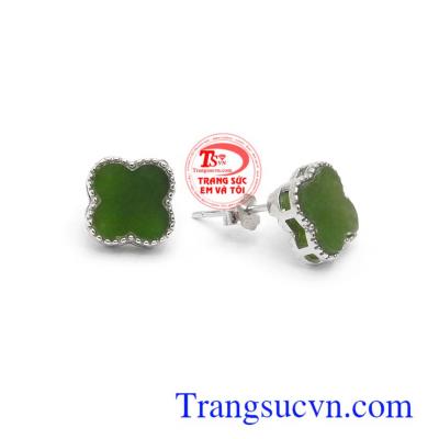 Hoa tai cỏ bốn lá may mắn