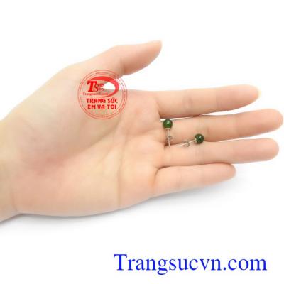 Hoa tai bạc đính Nephrite xinh xắn