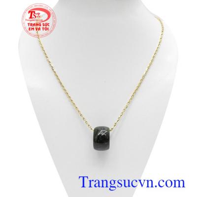 Bộ dây chuyền lu thống chiêu tài mang hình tượng của chiếc lu, điều hòa và cân bằng năng lượng xung quanh con người