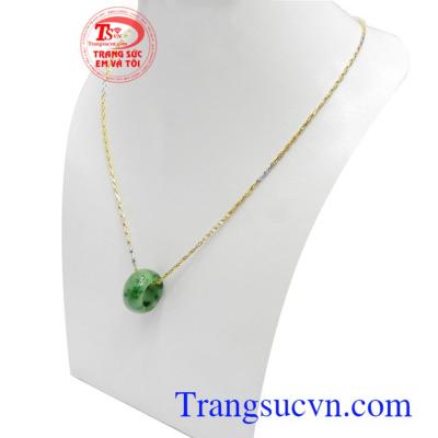 Trong công danh sự nghiệp, vận tài lộc lu thống được lựa chọn là vật phong thủy để cầu quan phát lộc, hanh thông mọi việc được suôn sẻ, may mắn. Bộ dây chuyền lu thống may mắn