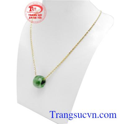 Lu thống được biết đến với nhiều công dụng đặc biệt, giúp người sử dụng tăng cường nguồn cảm xúc, điều chỉnh huyết áp động mạch cân bằng, mang đến sức khỏe dẻo dai, bền bỉ. Bộ dây chuyền lu thống bình an