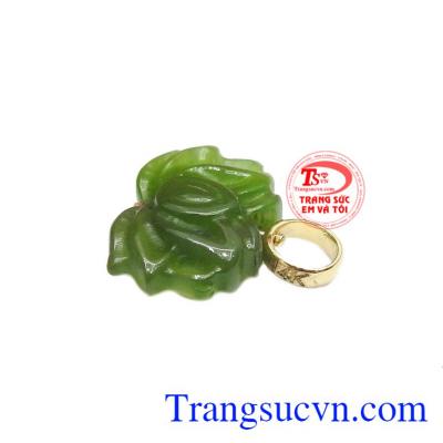 Mặt dây thanh tao, nhẹ nhàng đem đến cho người dùng một sản phẩm hoàn hảo. 