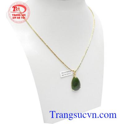 Bộ dây chuyền ngọc Nephrite xinh xắn