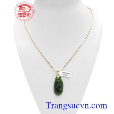Bộ dây chuyền Nephrite tài lộc kết hợp giữa dây chuyền Italy 18k và mặt dây Nephrite thiên nhiên bền đẹp, chất lượng, phù hợp phong cách thời trang phái đẹp