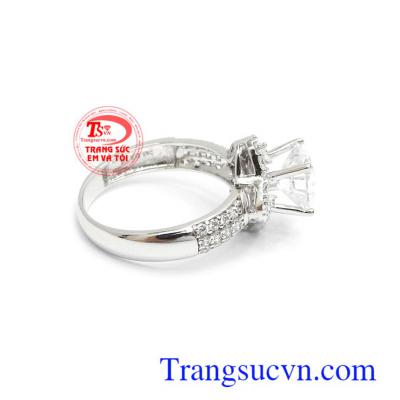 Nhẫn nữ Korea đính đá phong cách kiểu dáng độc đáo, đường nét tinh xảo, tôn lên sự nhẹ nhàng, sang trọng và tinh tế cho phái đẹp