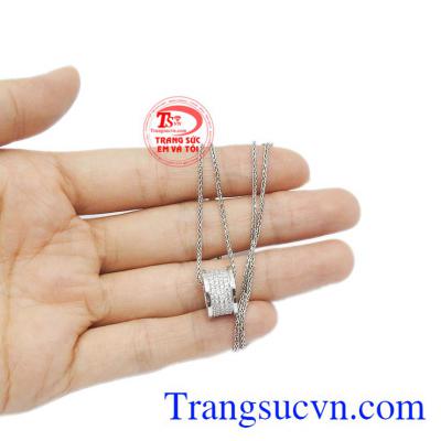 Sản phẩm thiết kế độc đáo, trẻ trung phù hợp cho nhiều lứa tuổi. Bộ trang sức độc đáo Hàn Quốc