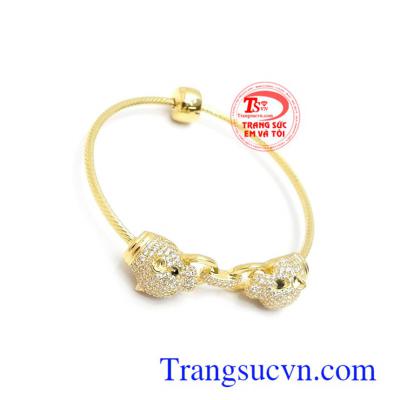 Vòng tay 10k đính đá tinh tế mang lại sự mới lạ, quyến rũ và dịu dàng cho phong cách phái đẹp