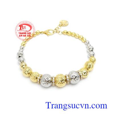 Lắc tay bi chế tác tinh xảo, kiểu dáng độc đáo