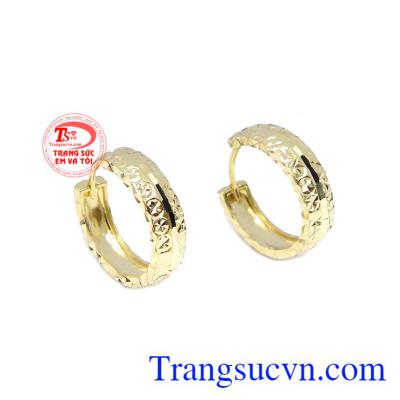 Đôi hoa tai bảo hành uy tín, giao hàng toàn quốc.