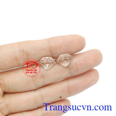 Đôi hoa tai bảo hành uy tín, giao hàng toàn quốc. 