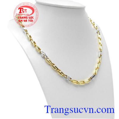 Sản phẩm được chế tác 3D đẹp, sang trọng tôn lên đường nét mạnh mẽ, khỏe khoắn cho phái mạnh