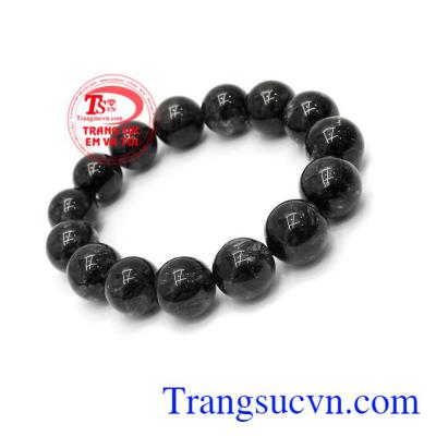 Thạch anh tóc đen mang nhiều năng lượng tốt giúp tinh thần minh mẫn, sảng khoái, tránh căng thẳng mệt mỏi