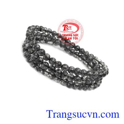 Thạch anh tóc đen rất tốt trong tình duyên đôi lứa, giúp gắn kết tình cảm, thành công trong kinh doanh