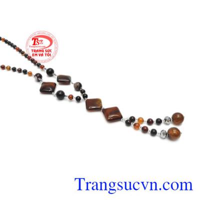 Thiết kế sang trọng, quý phái mang đến cho người dùng một sản phẩm đẹp.