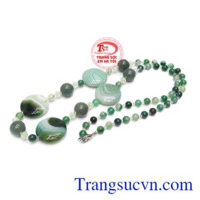 Sản phẩm hợp mệnh, mang đến may măn svaf bình an cho người dùng.