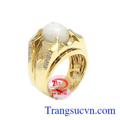 Nhẫn nam saphia tài lộc là sản phẩm nhẫn nam đẹp được gắn đá saphia thiên nhiên