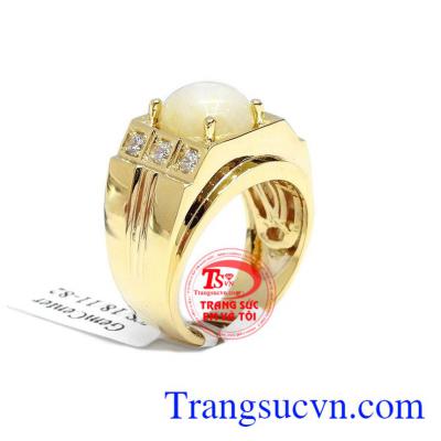 Nhẫn nam saphia quyền lực là sản phẩm đá quý thiên nhiên có giấy kiểm định, sản phẩm được chế tác sang trọng, lịch lãm