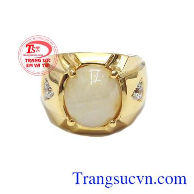 Đá saphia là viên đá của tri thức, sự lãnh đạo sáng suốt và trung thực