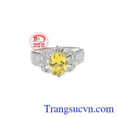 KIểu dáng sang trọng, tinh tế giúp tôn vinh nét đẹp của người sủ dụng