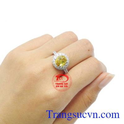 Nhẫn vàng bảo hành uy tín, giao hàng toàn quốc. 