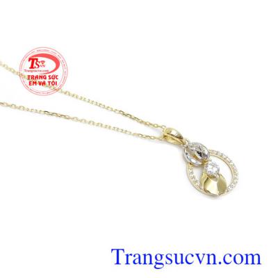 Bộ dây chuyền vàng nữ duyên dáng là món quà tuyệt vời dành tặng người bạn yêu thương những dịp ý nghĩa