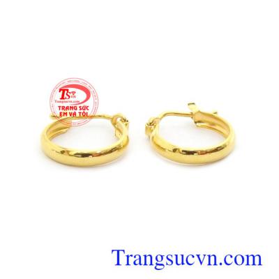 Hoa tai vàng 10k dịu dàng kiểu dáng nhỏ xinh, sắc nét, mang lại sự duyên dáng, dịu dàng và sang trọng cho phái đẹp