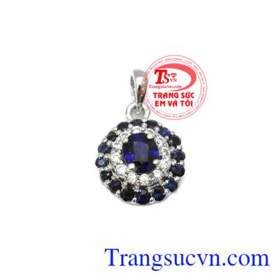 Mặt dây sapphire quý tộc