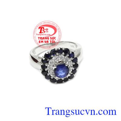 Nhẫn nữ vàng gắn đá quý Sapphire thiên nhiên dành cho phái đẹp, đeo hợp thời trang và quý phái