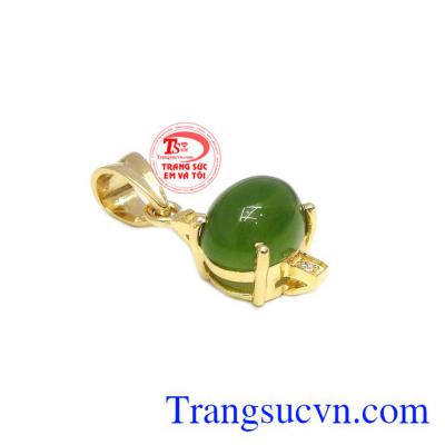 Thiết kế đơn giản, thích hợp cho những bạn gái thích các sản phẩm tinh tế. Mặt dây nepherite độc đáo