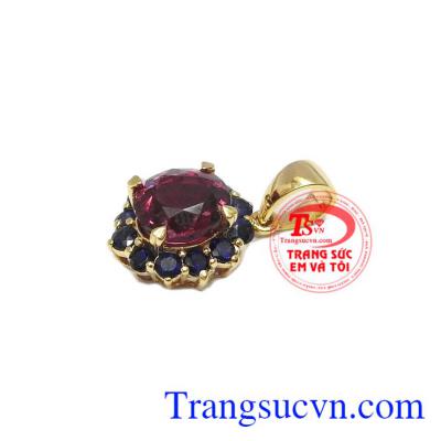 Mặt dây granat thiên nhiên