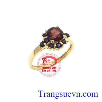Đá granet là biểu tượng cho sự giàu sang, thịnh vượng