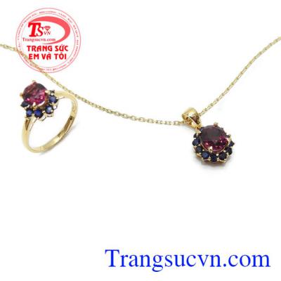 Bộ dây chuyền Granet thiên nhiên