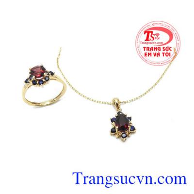Bộ dây granat sang trọng, giao hàng nhanh trên toàn quốc