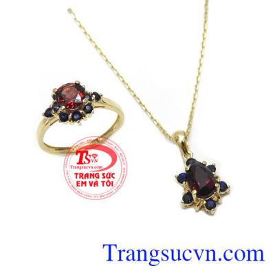 Bộ dây granat sang trọng