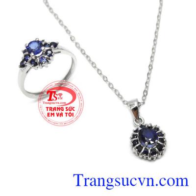 Bộ dây chuyền sapphire sang trọng