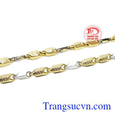 Phong cách mạnh mẽ, thời thượng giúp cho phái mạnh thêm tự tin và thể hiện.