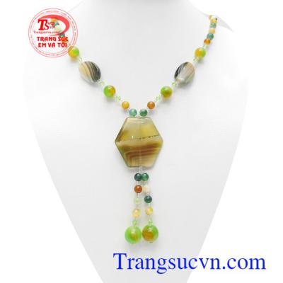 Chuỗi cổ mã não đẳng cấp kiểu dáng thời trang, sang trọng và quý phái