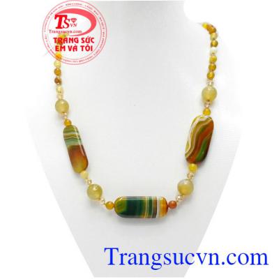 Chuỗi mã não cá tính là sản phẩm đá mã não thiên nhiên vân đẹp