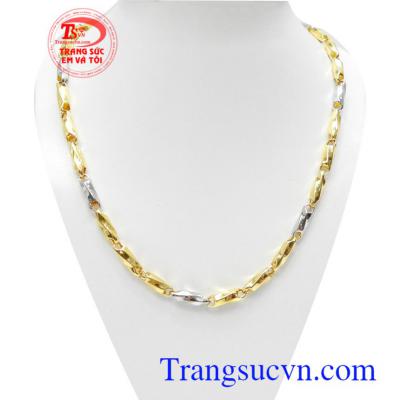 Dây chuyền nam vàng 10k phong cách với đường nét chế tác độc đáo, mới lạ mang lại nét cá tính, phong cách và mạnh mẽ