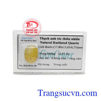 Thạch anh tóc ép vỉ tài lộc là sản phẩm đẹp, cao cấp với nhiều tinh thể kim que vàng óng, phát triển theo hướng đi lên