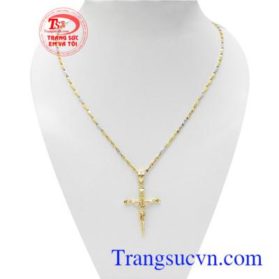 Bộ dây thánh giá sang trọng kết hợp tinh tế giữa dây chuyền sản xuất và thánh giá vàng 14k sang trọng, tinh tế và thời trang