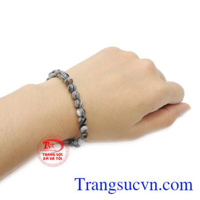 Mã não có tác dụng mang đến cho người dùng sự bình an và may mắn. 