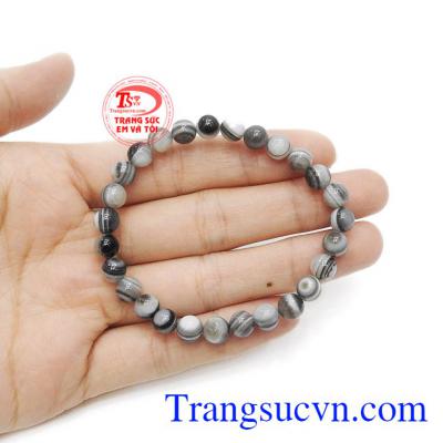 Sản phẩm nhỏ gọn, thích hợp với nhiều độ tuổi.