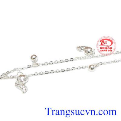 Lắc chân bạc hồ ly dịu dàng được chế tác rất tinh tế.