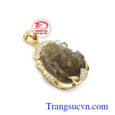 Mặt Di Lặc thạch anh tóc may mắn là vị phật mang lại vui vẻ, hạnh phúc và bình an cho con người