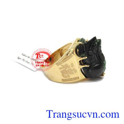 Tỳ hưu thu hút tài lộc là biểu tượng may mắn trong công việc kinh doanh, buôn bán