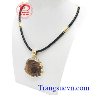 Mang phật Di lặc trên người sẽ giúp chủ nhân gặp nhiều vui vẻ, may mắn và hạnh phúc trong cuộc sống