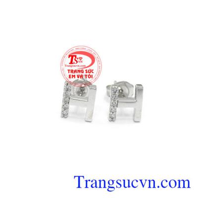 Hoa tai chữ H vàng trắng là sản phẩm hoa tai đẹp cá tính, kiểu dáng hợp thời trang